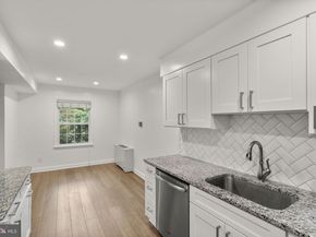 3334 Spring Lane B42, Falls Church VA 22041