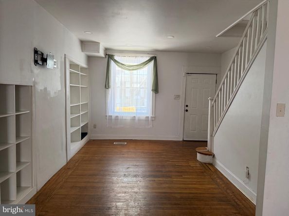 1925 N Myrtlewood Street, Philadelphia PA 19121