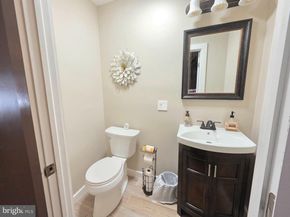 1729 N Aberdeen Street, Philadelphia PA 19131