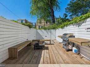 3825 Mount Vernon Street, Philadelphia PA 19104