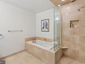 50 S 16TH Street 4504, Philadelphia PA 19102