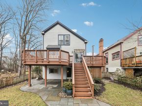 8413 Hollis Lane, Vienna VA 22182