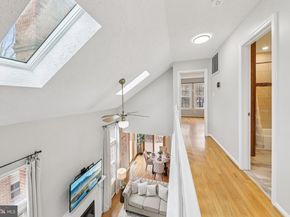 8413 Hollis Lane, Vienna VA 22182