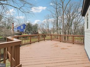 8413 Hollis Lane, Vienna VA 22182