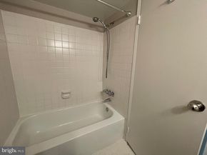 200 N Pickett Street 512, Alexandria VA 22304