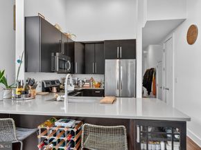 245 15TH Street SE 403, Washington DC 20003