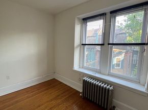 512 S 47TH, 3rd Floor Street, Philadelphia PA 19143