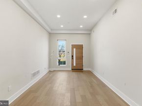 2440 E Harold Street, Philadelphia PA 19125