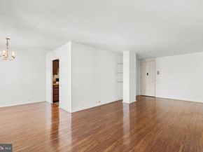 1326 Spruce Street 1901, Philadelphia PA 19107