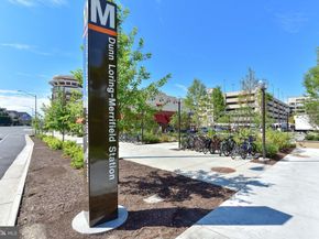 7756 New Providence Drive 16, Falls Church VA 22042