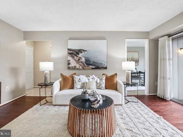 7756 New Providence Drive 16, Falls Church VA 22042