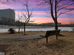 7756 New Providence Drive 16, Falls Church VA 22042