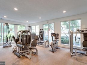 1524 Lincoln Way 421, Mclean VA 22102