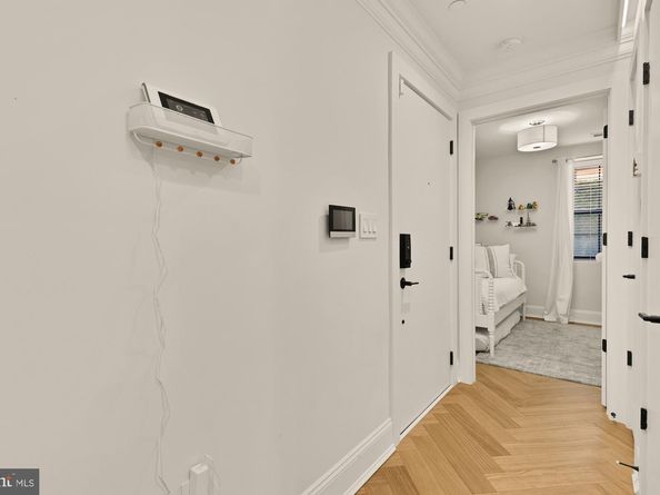 2630 39TH Street NW 1, Washington DC 20007