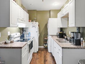 5911 Edsall Road 0G13, Alexandria VA 22304