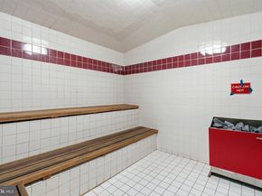 5911 Edsall Road 0G13, Alexandria VA 22304