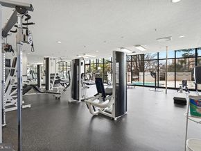 5911 Edsall Road 0G13, Alexandria VA 22304