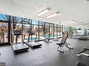 5911 Edsall Road 0G13, Alexandria VA 22304