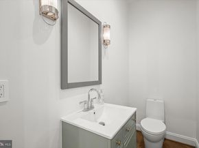 1404 Wynhurst Lane, Vienna VA 22182