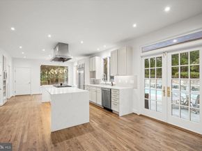 1404 Wynhurst Lane, Vienna VA 22182