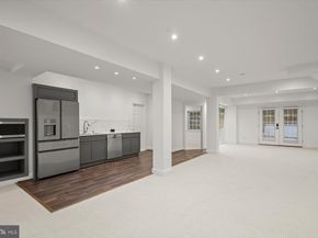 1404 Wynhurst Lane, Vienna VA 22182