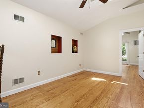 6811 Valley Brook Drive, Falls Church VA 22042