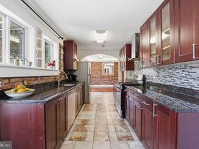 6811 Valley Brook Drive, Falls Church VA 22042