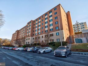 1200 S Arlington Road 504, Arlington VA 22202