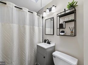 2933 Lardner Street, Philadelphia PA 19149