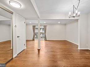 2704 Glengyle Drive 19, Vienna VA 22181