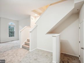 8856 Mansion View Court, Vienna VA 22182