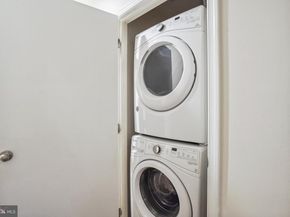 8856 Mansion View Court, Vienna VA 22182