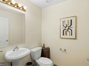 901 N Penn Street F810, Philadelphia PA 19123