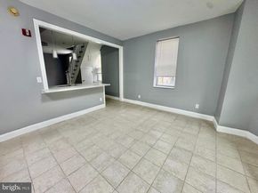 1000 S 6TH Street, Philadelphia PA 19147