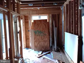 817 N Brooklyn Street, Philadelphia PA 19104