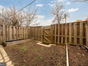 1636 S Taylor Street, Arlington VA 22204