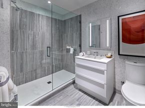 301 S Broad 2202, Philadelphia PA 19107