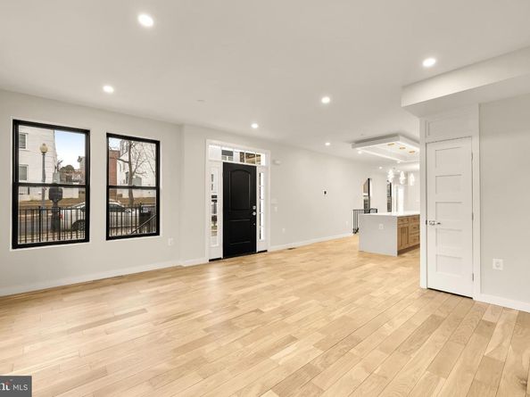 1516 Levis Street NE 1, Washington DC 20002