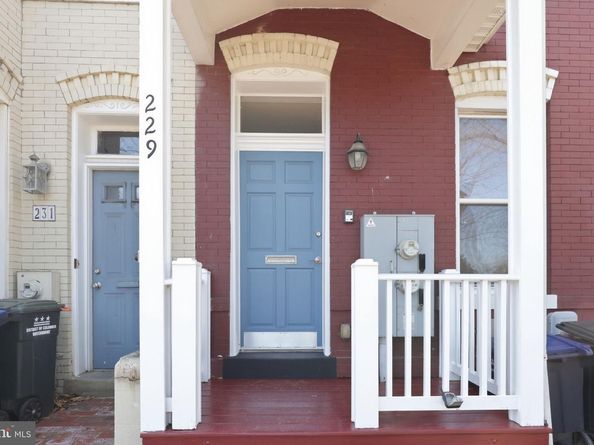 229 14TH Street SE 2, Washington DC 20003