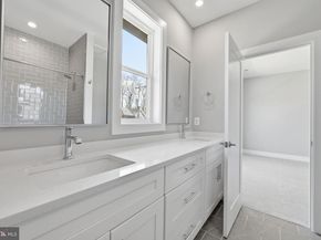 1203 Cottage Street SW, Vienna VA 22180