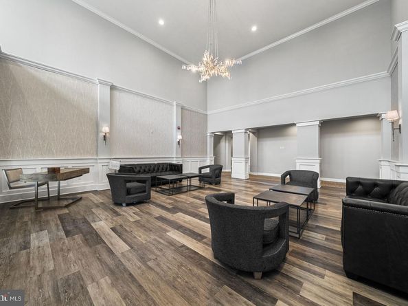1418 N Rhodes Street B420, Arlington VA 22209