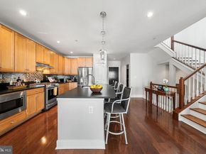 1418 N Rhodes Street B420, Arlington VA 22209