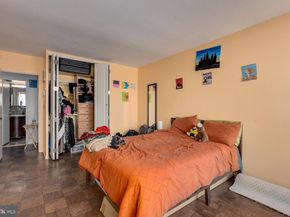 210 Locust Street 10FW, Philadelphia PA 19106