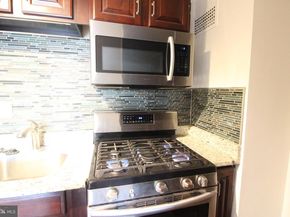 1225 Martha Custis Drive 320, Alexandria VA 22302