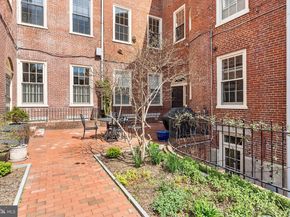 918 Spruce Street 2, Philadelphia PA 19107