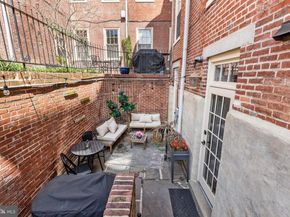 918 Spruce Street 2, Philadelphia PA 19107