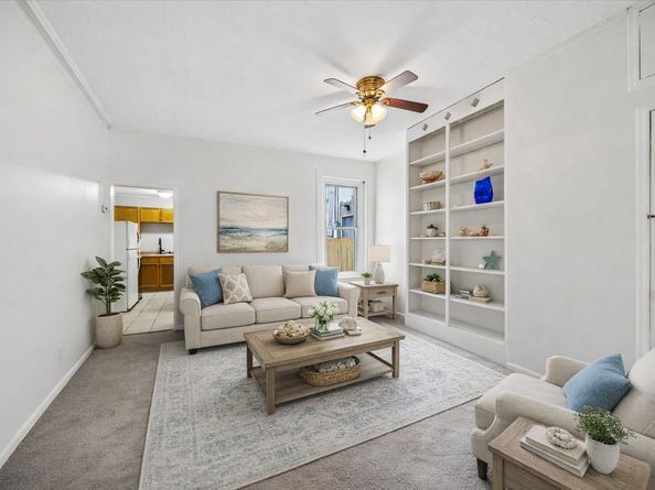 402 Lyceum Avenue, Philadelphia PA 19128