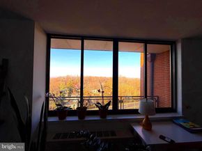 4390 Lorcom Lane 805, Arlington VA 22207