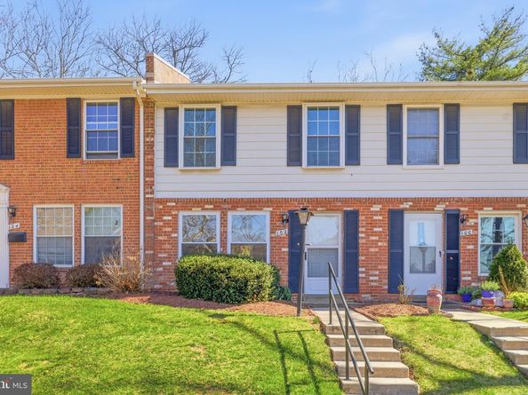 102 N Duke Drive, Sterling VA 20164