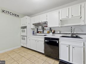 203 Yoakum Parkway 906, Alexandria VA 22304